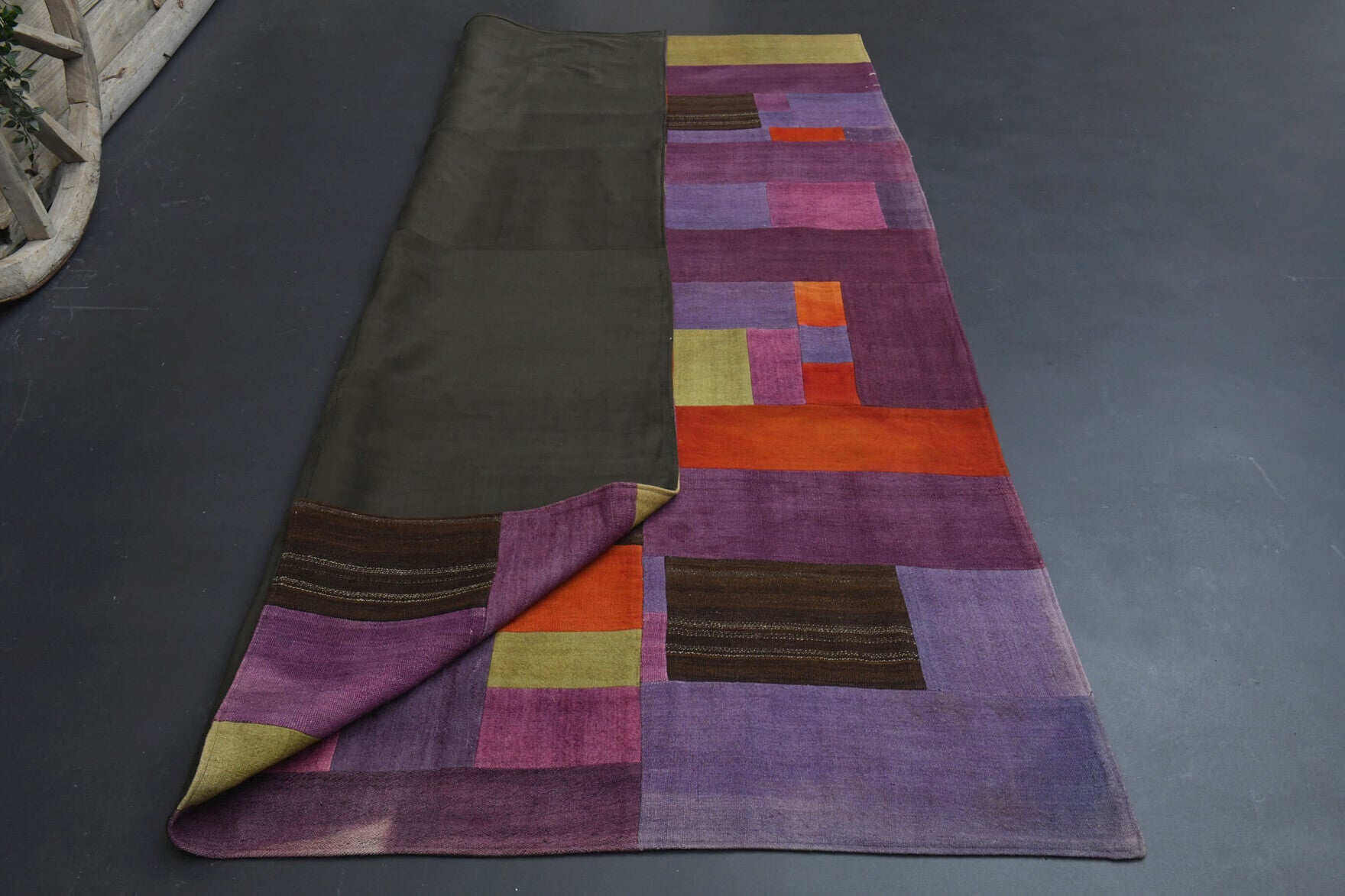 Handmade Vintage Area Kilim Pathcwork Rug in wool – 1960s piece from Anatolia, Turkey | Fame Rugs