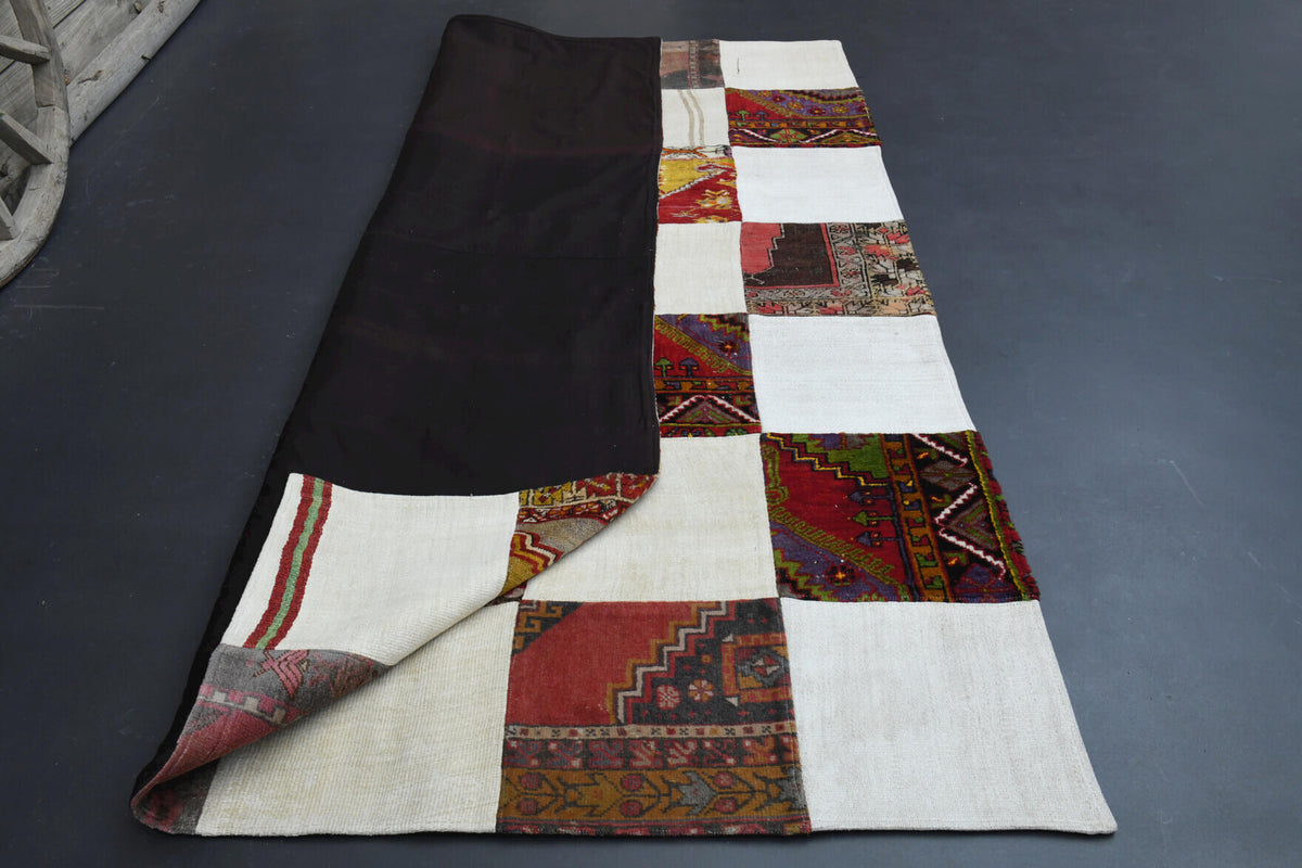 Hand-crafted Anatolian vintage kilim Ardicruh Summer Creation in wool, 1960s