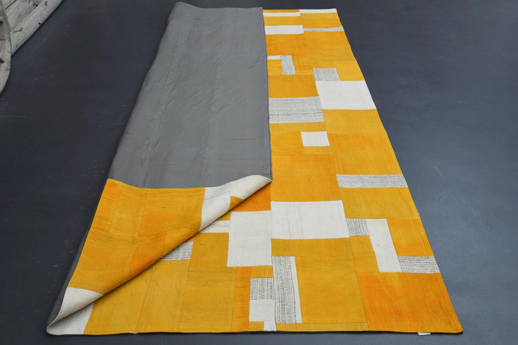 Yellow Vintage Area Kilim Patchwork Rug in wool – 1960s piece from Anatolia, Turkey | Fame Rugs
