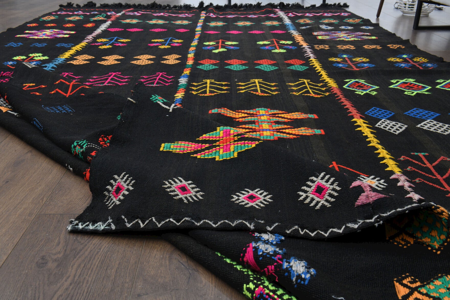 Arasgul – vintage oriental kilim for living room or bedroom, 6'3" x 11'5" (190x347 cm)