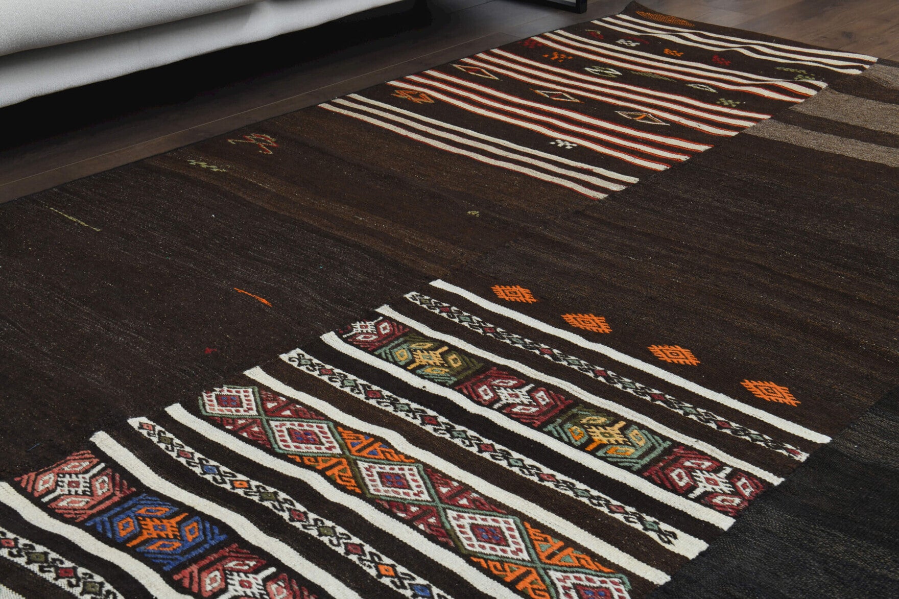 Handwoven flatweave wool kilim from Anatolia, Turkey – Handmade Vintage Kilim Rug 6'6" x 7'7"