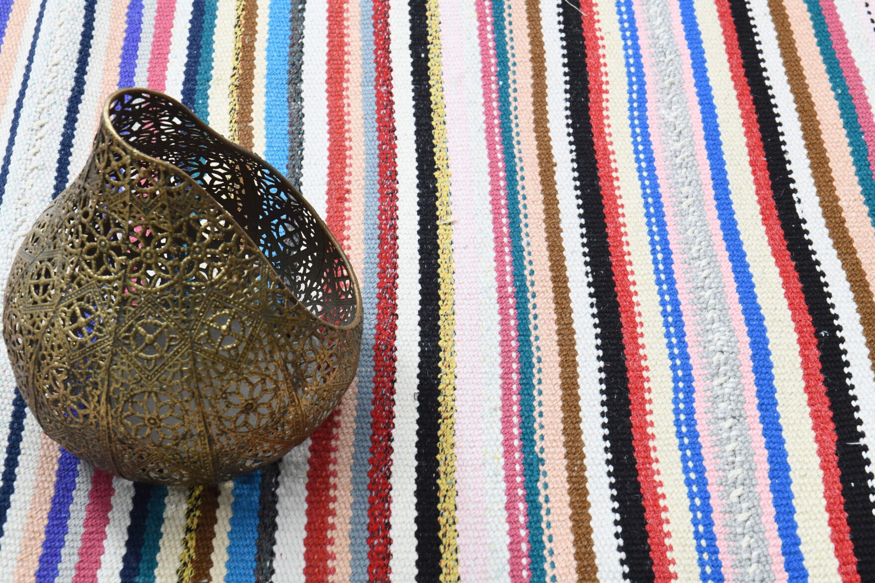 Authentic Anatolian vintage kilim rug (1960s) with striped design – one-of-a-kind at Fame Rugs
