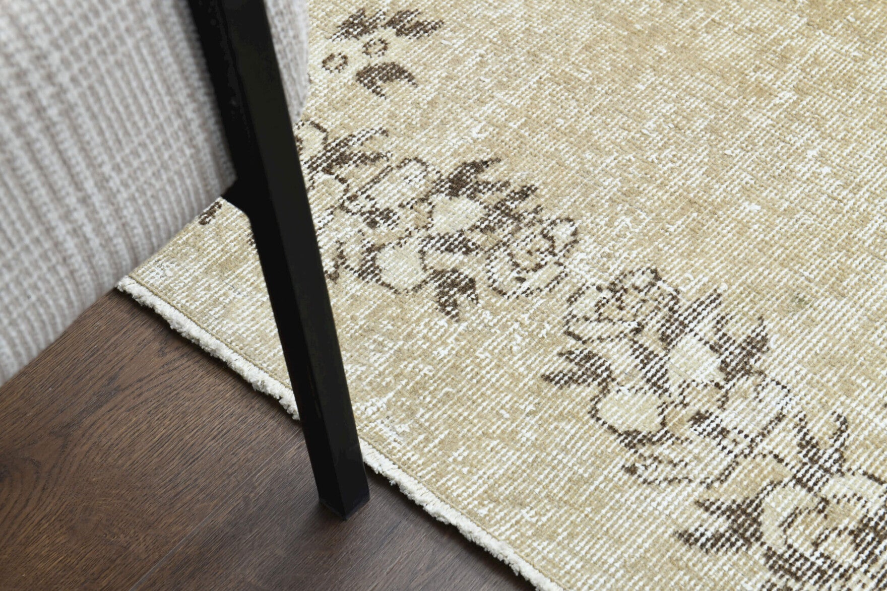 One-of-a-kind 1970s Turkish vintage area rug in wool, 6'4" x 9'7"