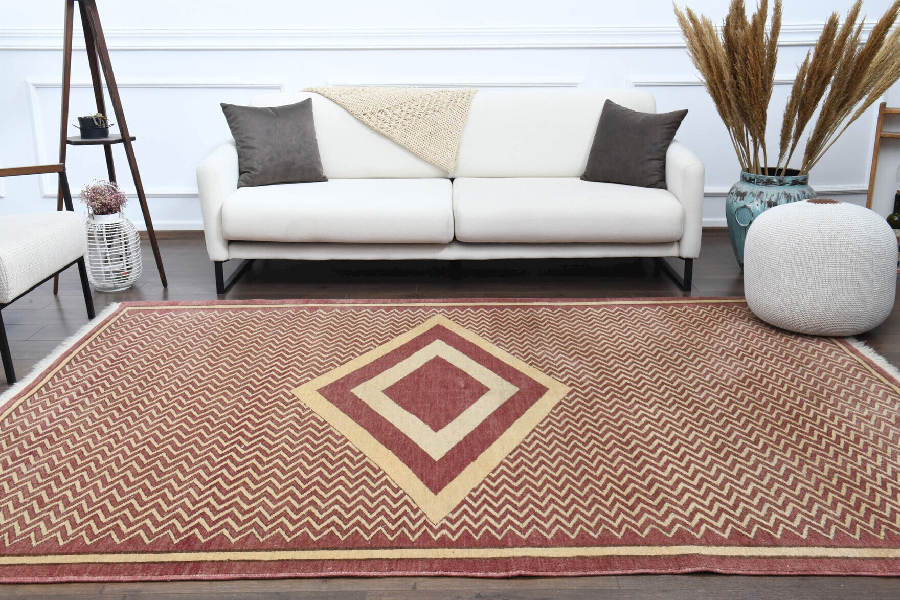 Filizmelek – vintage geometric rug for living room or bedroom, 6'5" x 9'1" (196x276 cm)