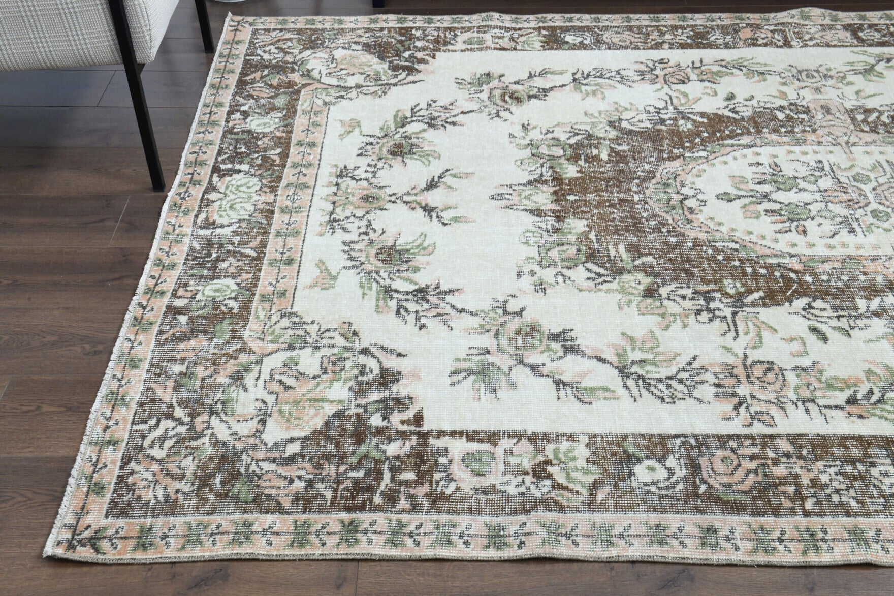 One-of-a-kind 1970s Anatolian vintage area rug in wool, 6'1" x 8'11"