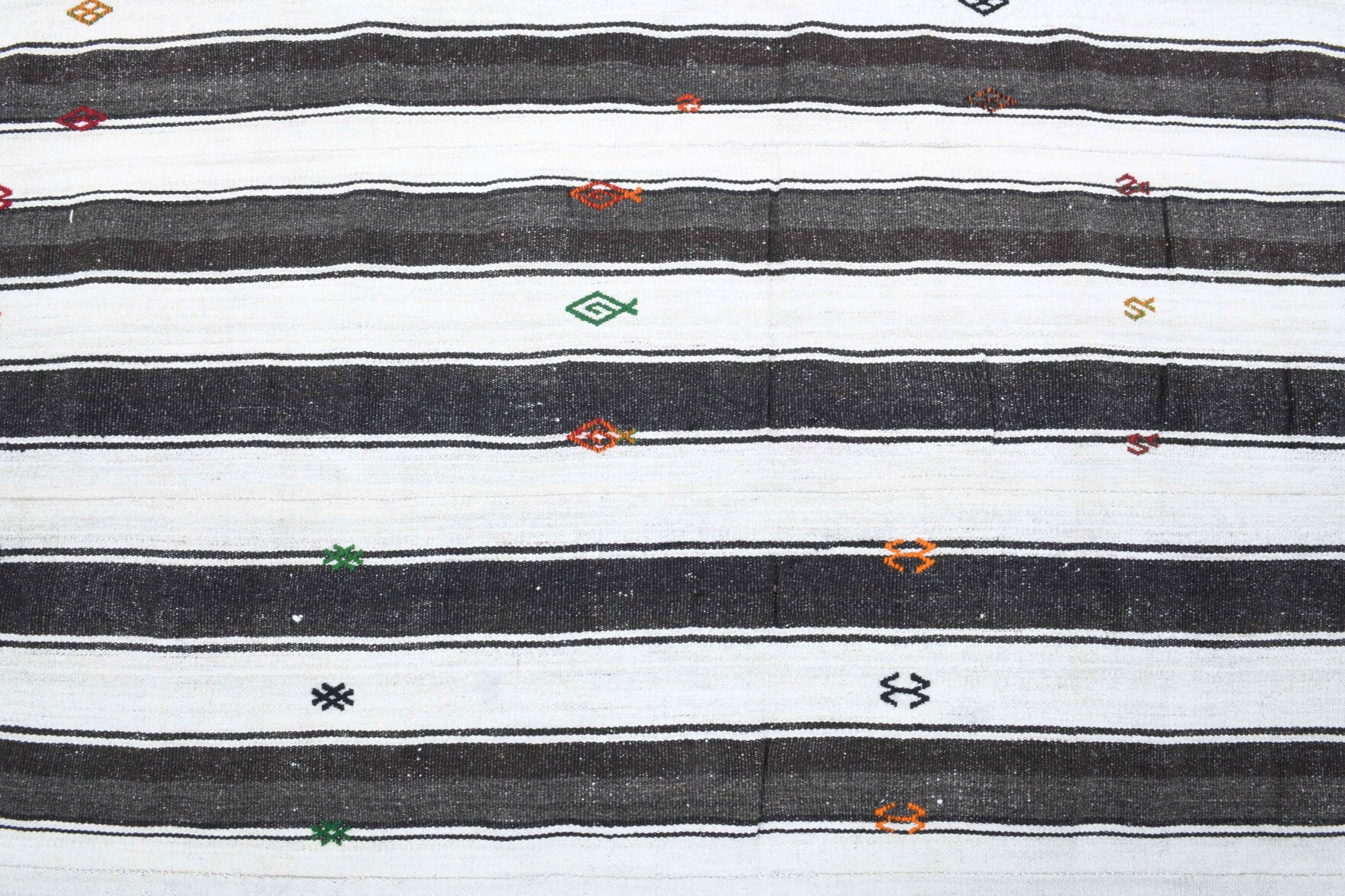 Authentic Anatolian vintage kilim rug (1960s) with striped design – one-of-a-kind at Fame Rugs
