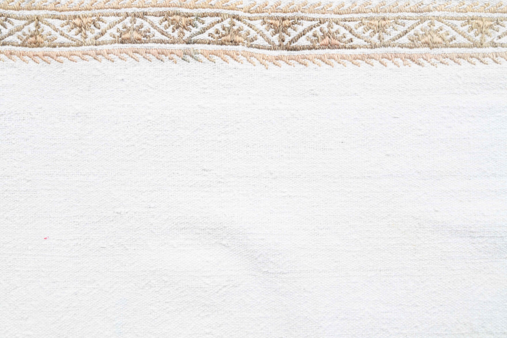 130x197 cm vintage Anatolian kilim rug – Astrarhoe, flatweave, wool