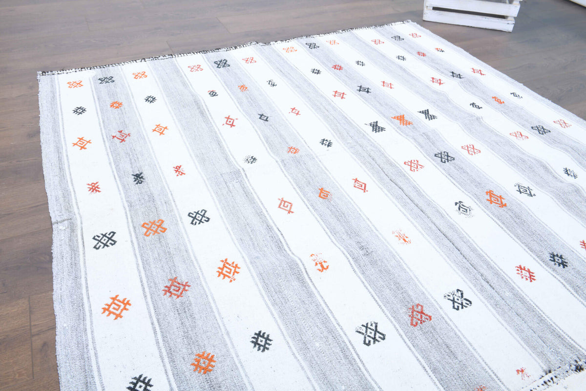 Handmade Kilim Vintage Rug