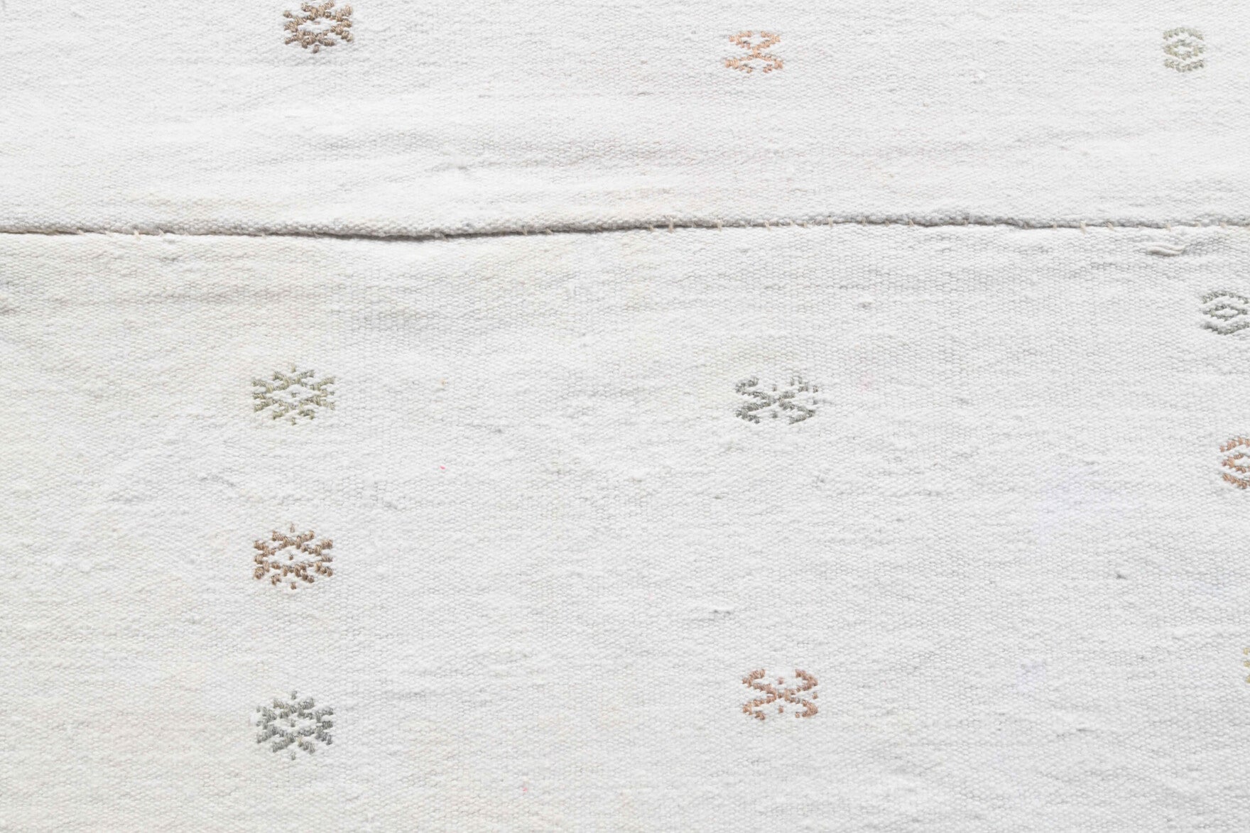 122x140 cm vintage Anatolian kilim rug – Amphitrite, flatweave, wool