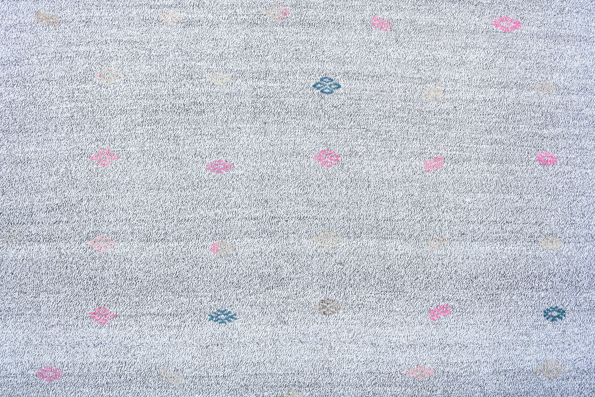 Authentic Anatolian vintage kilim rug (1960s) with solid design – one-of-a-kind at Fame Rugs