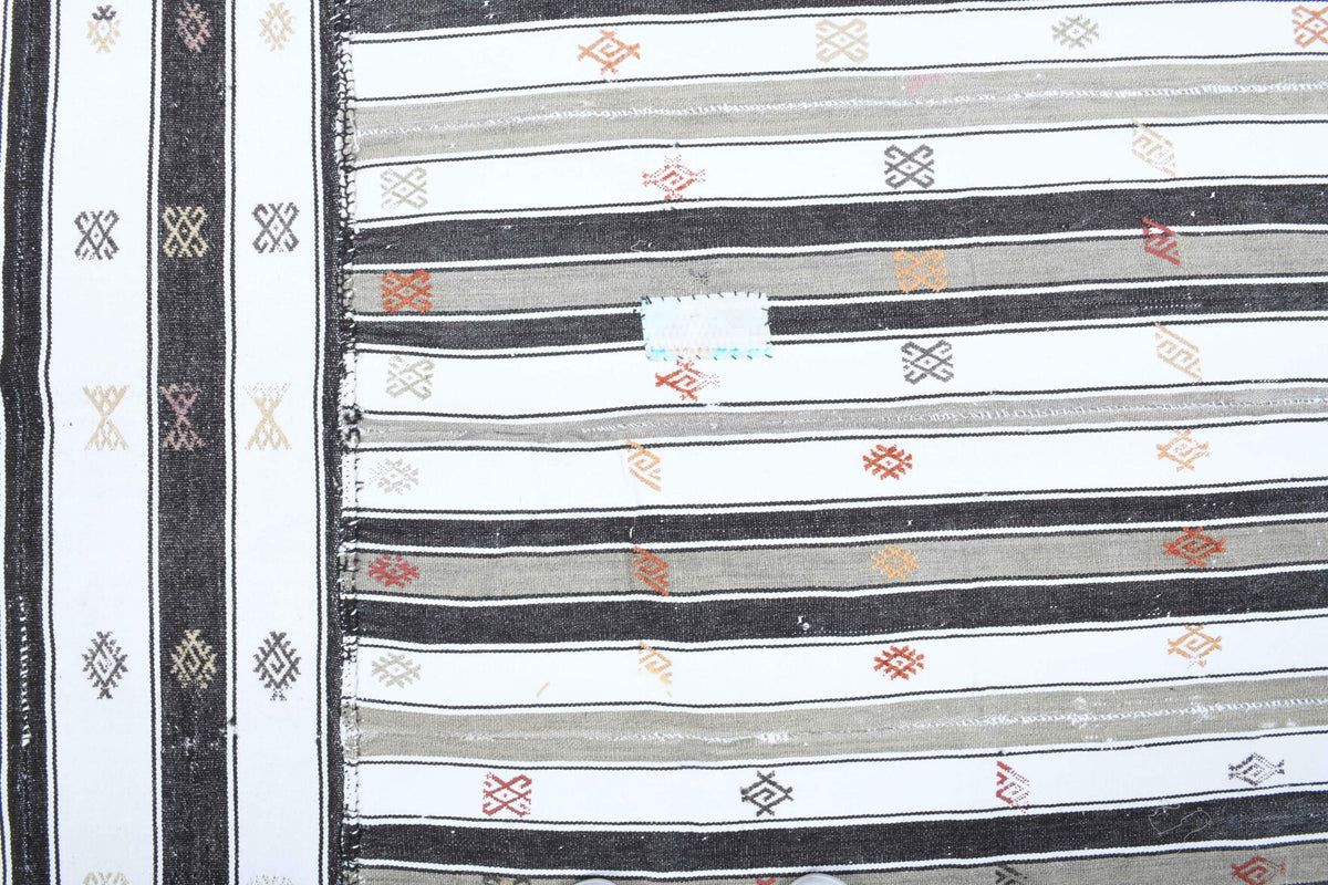 Handmade Vintage Flatweave Rug