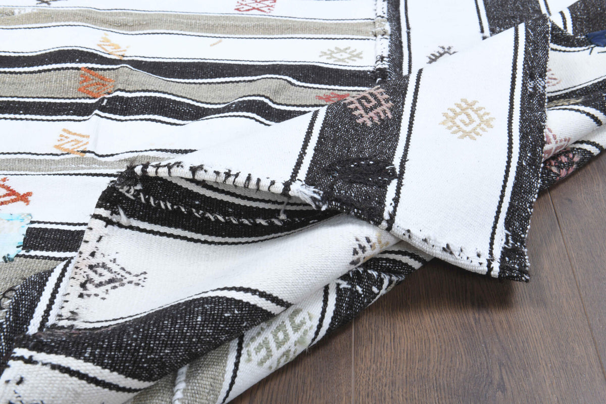 Handmade Vintage Flatweave Rug