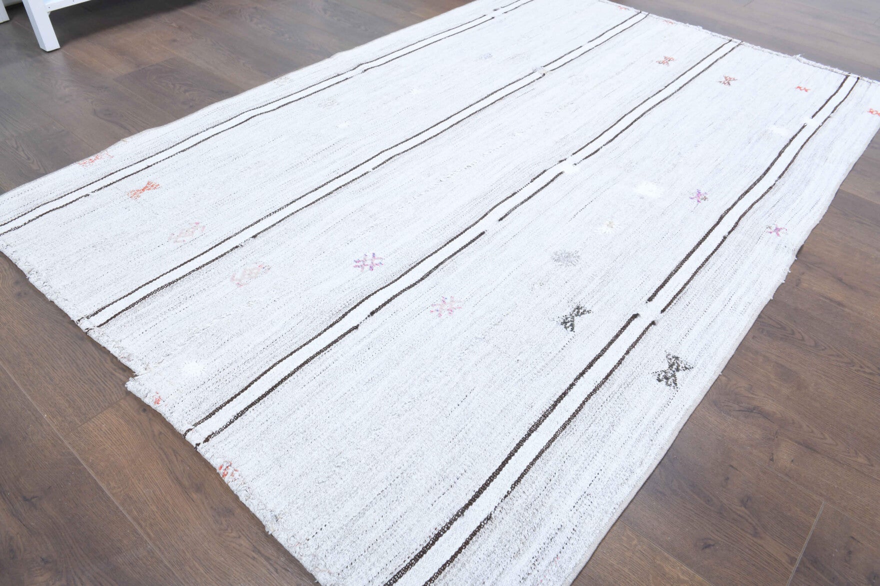 One-of-a-kind 1960s Anatolian vintage kilim rug in wool, 3'11" x 6'2"