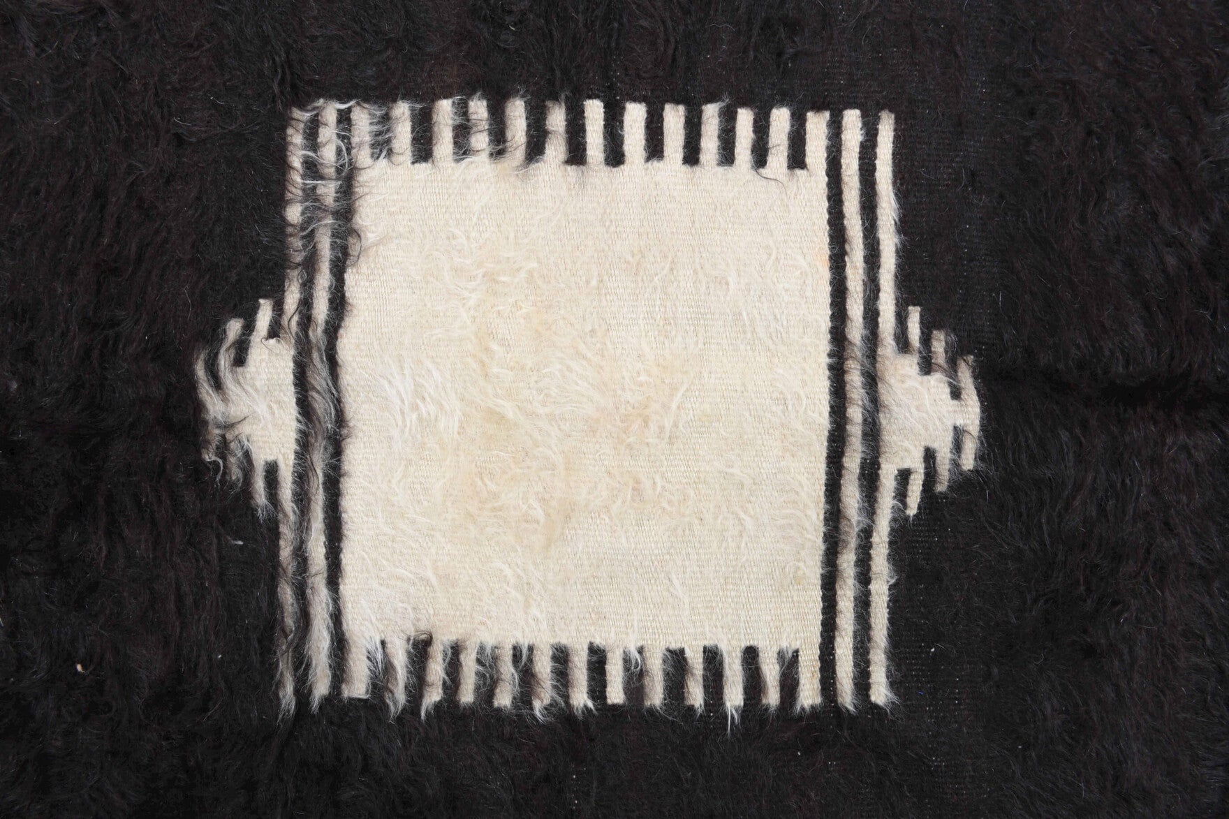 Handwoven flatweave wool kilim from Anatolia, Turkey – Handmade Vintage Black Flatweave Rug 4'1" x 5'6"
