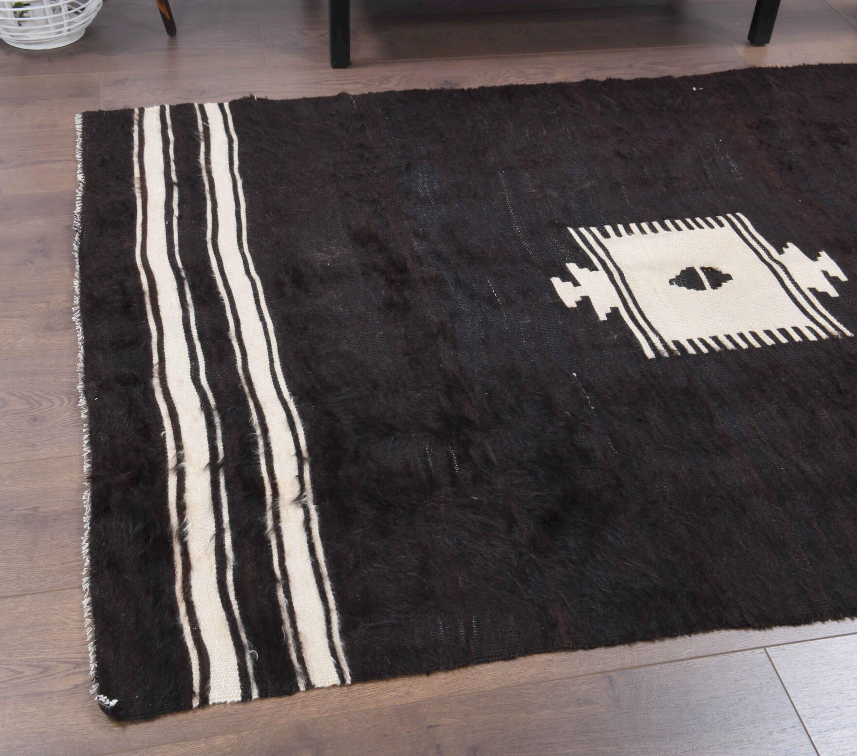 One-of-a-kind 1960s Anatolian vintage kilim rug in wool, 3'10" x 5'7"