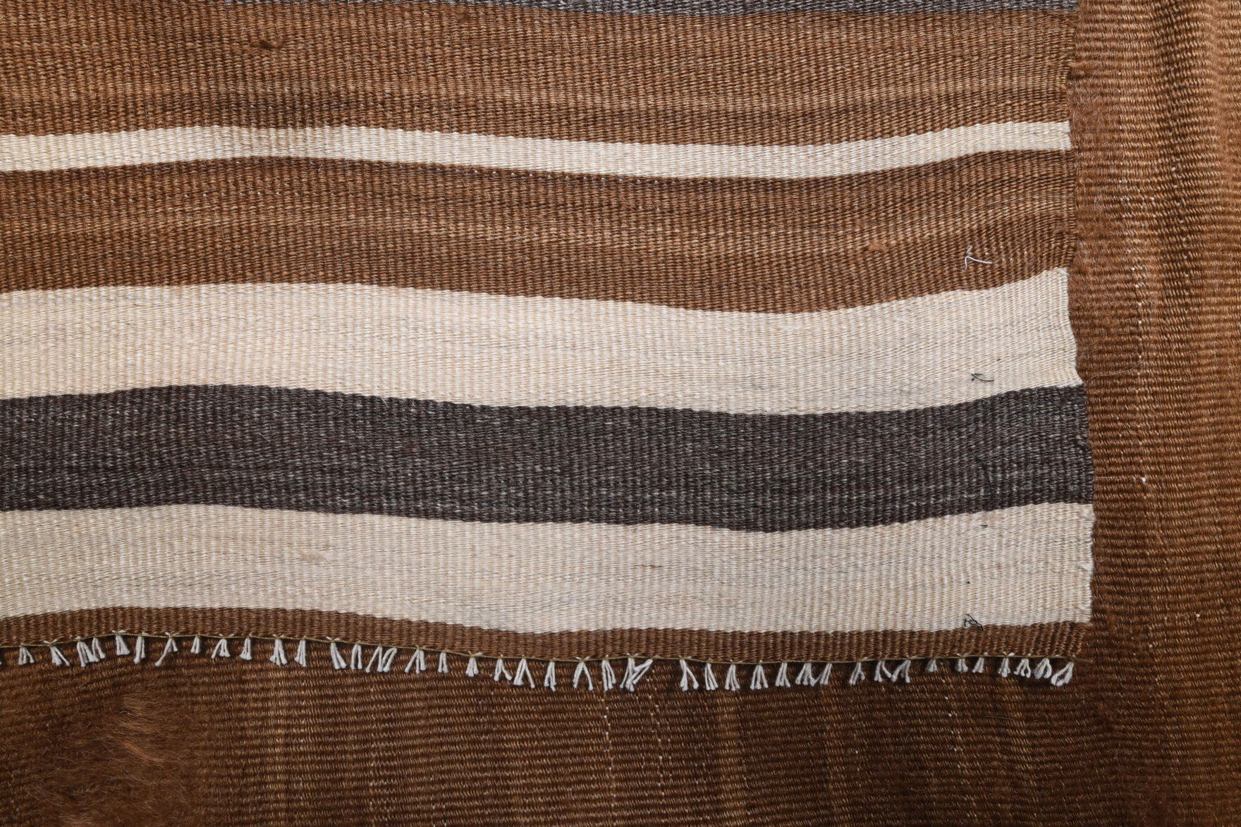 Hand-crafted Anatolian vintage kilim Aglaomene in wool, 1960s