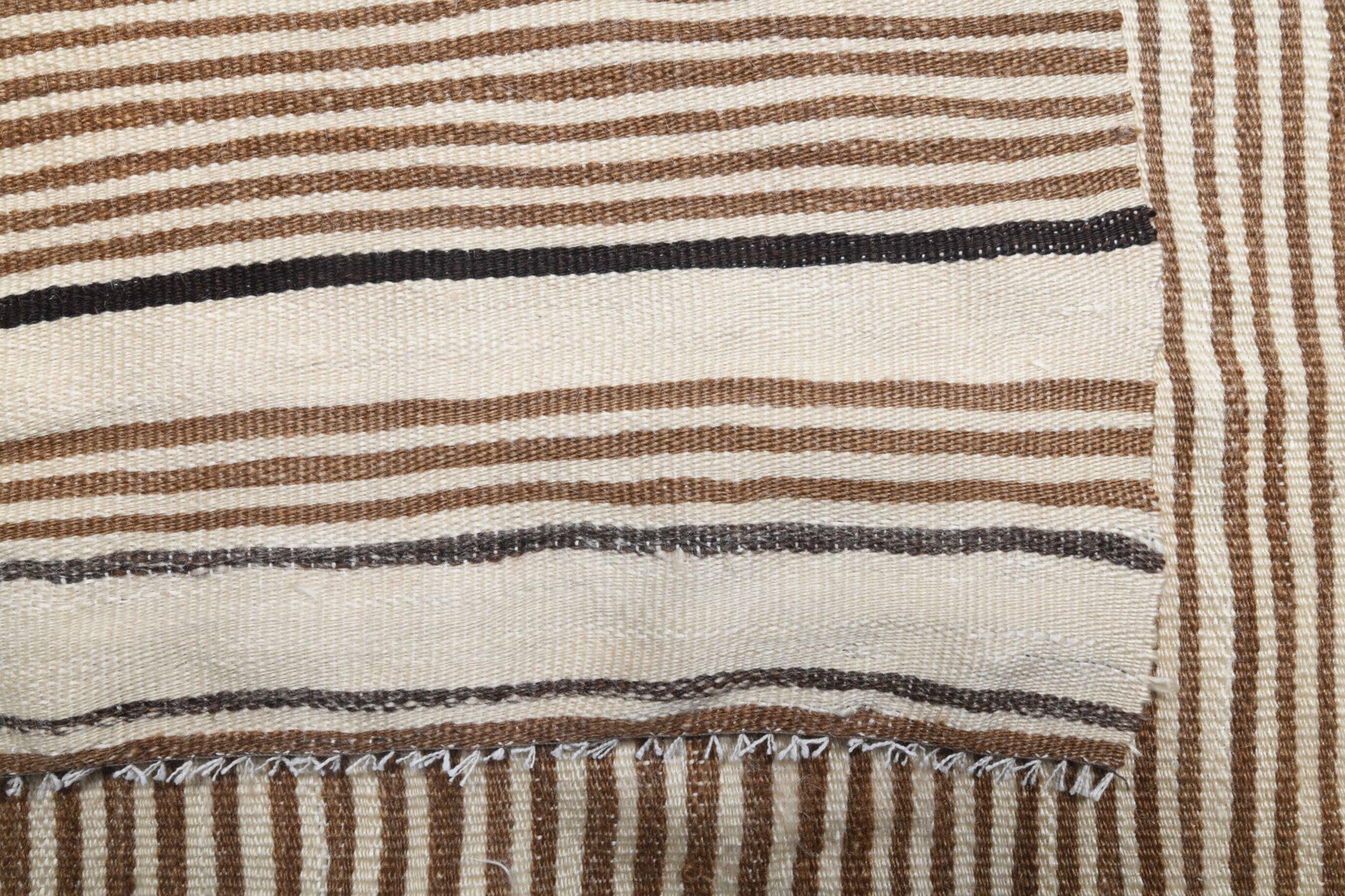 Authentic Anatolian vintage kilim rug (1960s) with striped design – one-of-a-kind at Fame Rugs