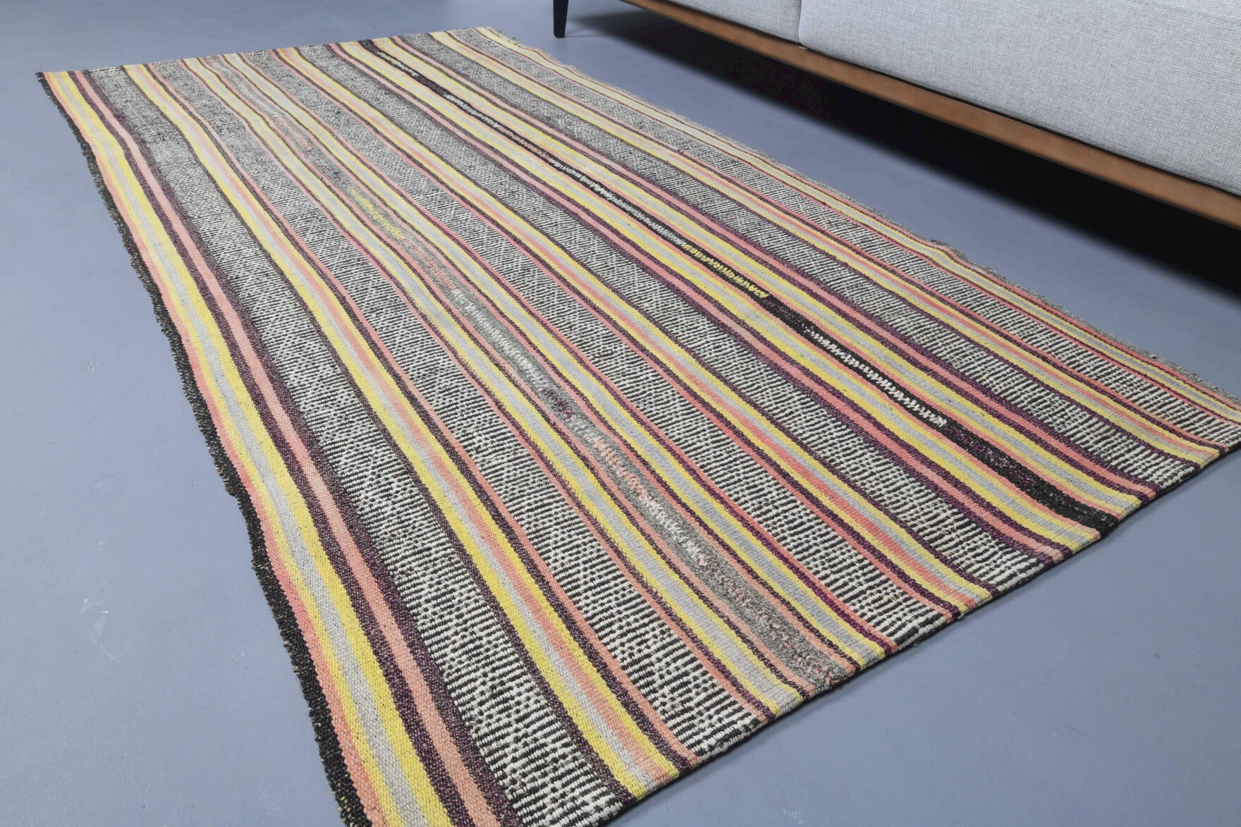 Authentic Anatolian vintage kilim rug (1960s) with striped design – one-of-a-kind at Fame Rugs