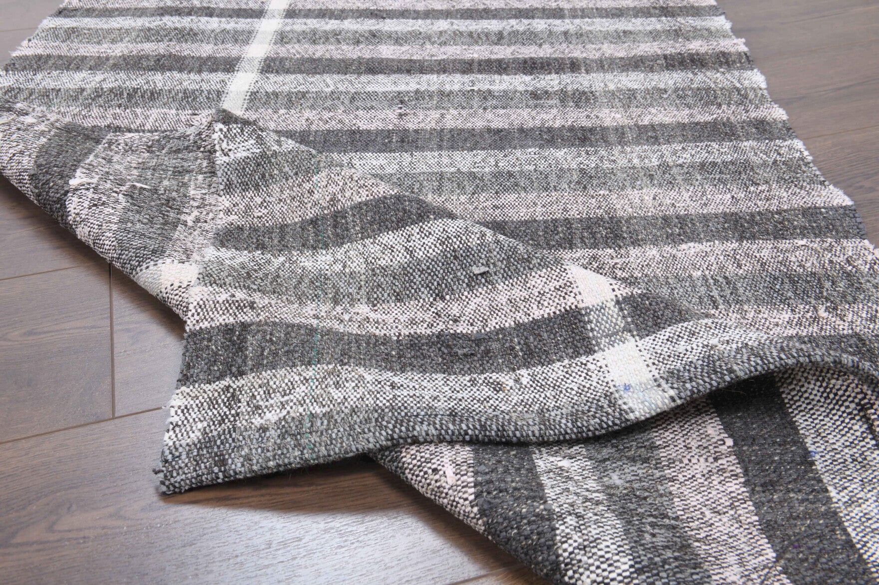 89x190 cm vintage Anatolian kilim rug – Zenophrosyne, flatweave, wool