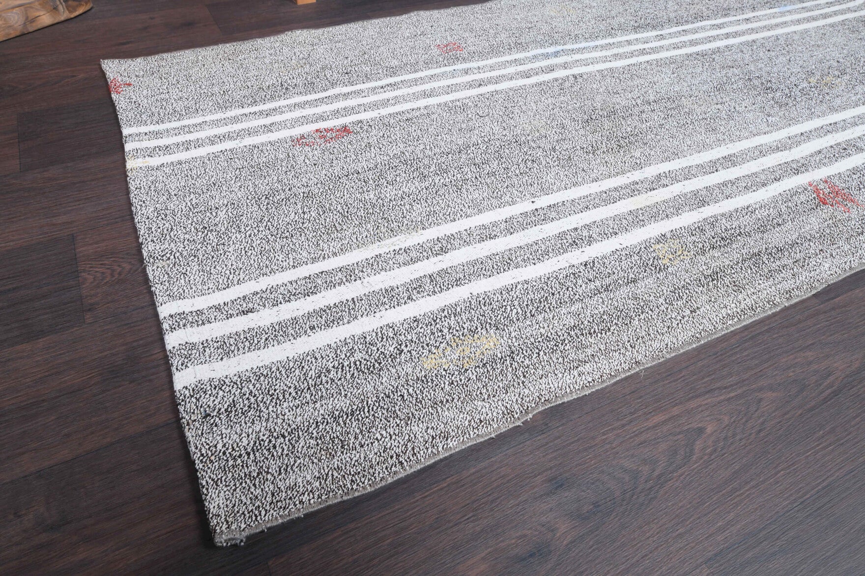 One-of-a-kind 1960s Anatolian vintage kilim rug in wool, 3'1" x 5'8"