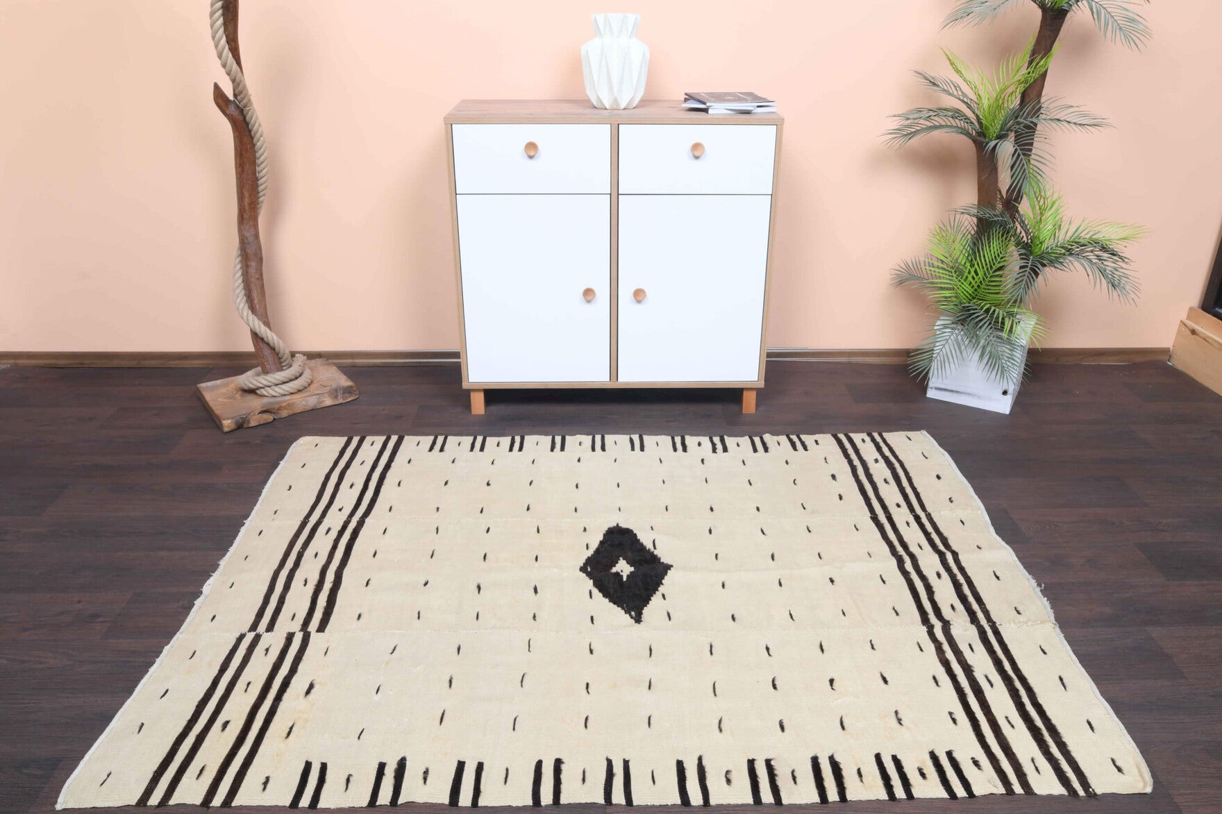 Yesimgonca kilim: 1960s handwoven flatweave Anatolian kilim with ikat motifs