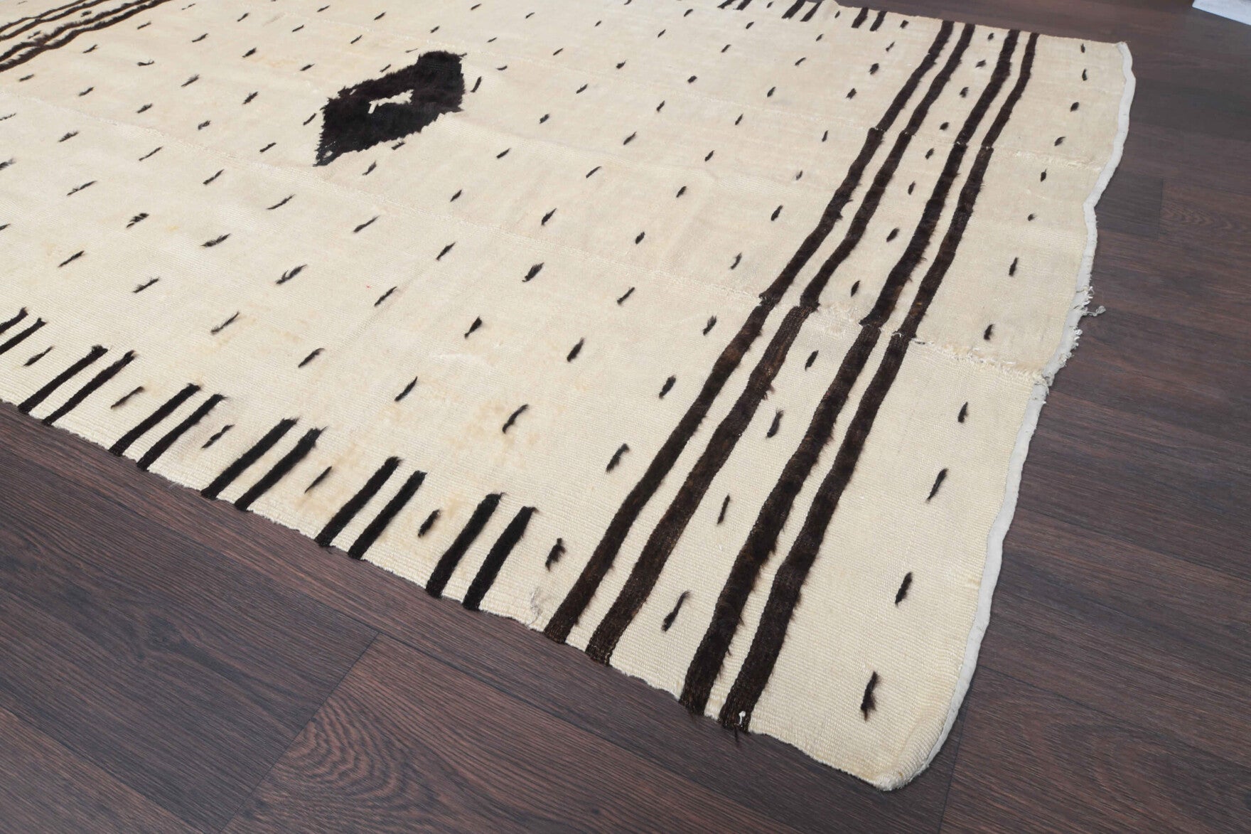 140x196 cm vintage Anatolian kilim rug – Yesimgonca, flatweave, wool