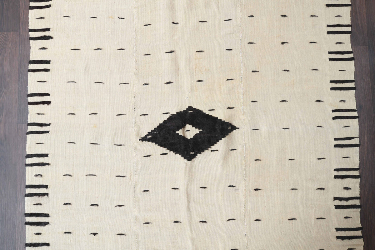 Authentic Anatolian vintage kilim rug (1960s) with ikat design – one-of-a-kind at Fame Rugs