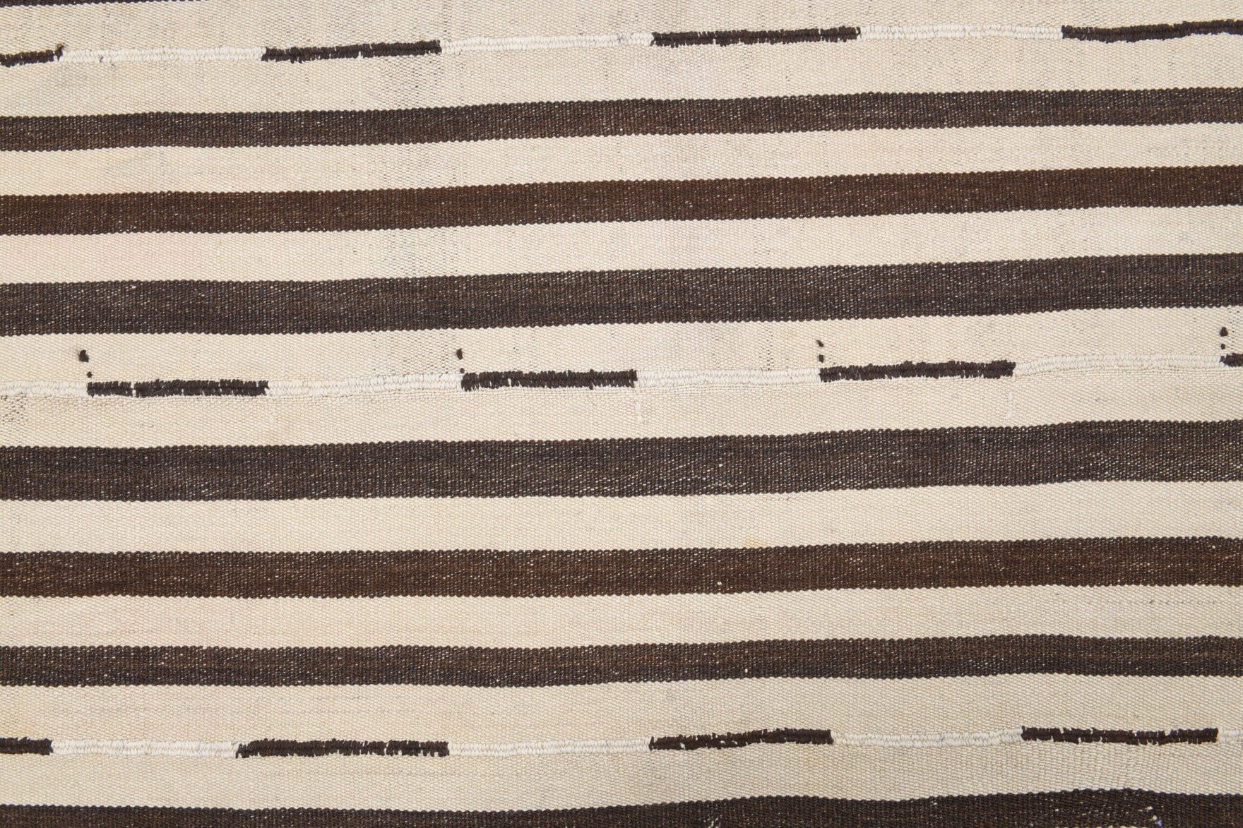 Vuslathayat kilim: 1960s handwoven flatweave Anatolian kilim with striped motifs