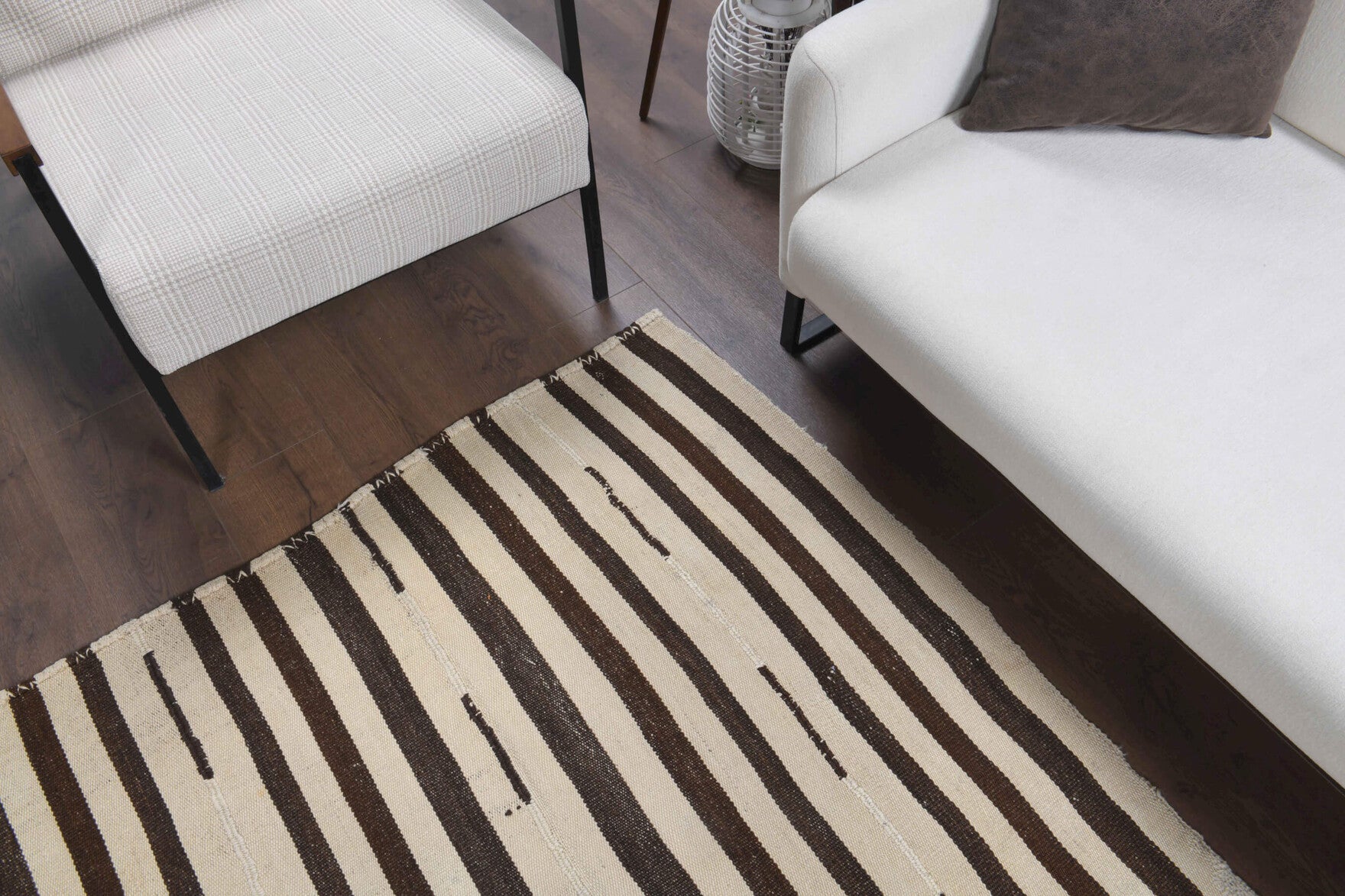 Authentic Anatolian vintage kilim rug (1960s) with striped design – one-of-a-kind at Fame Rugs