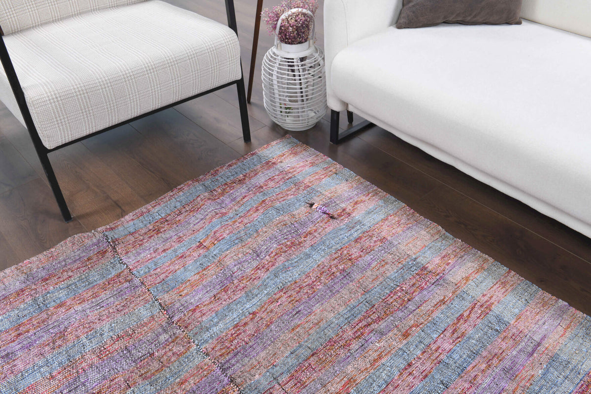 Authentic Anatolian vintage kilim rug (1960s) with striped design – one-of-a-kind at Fame Rugs