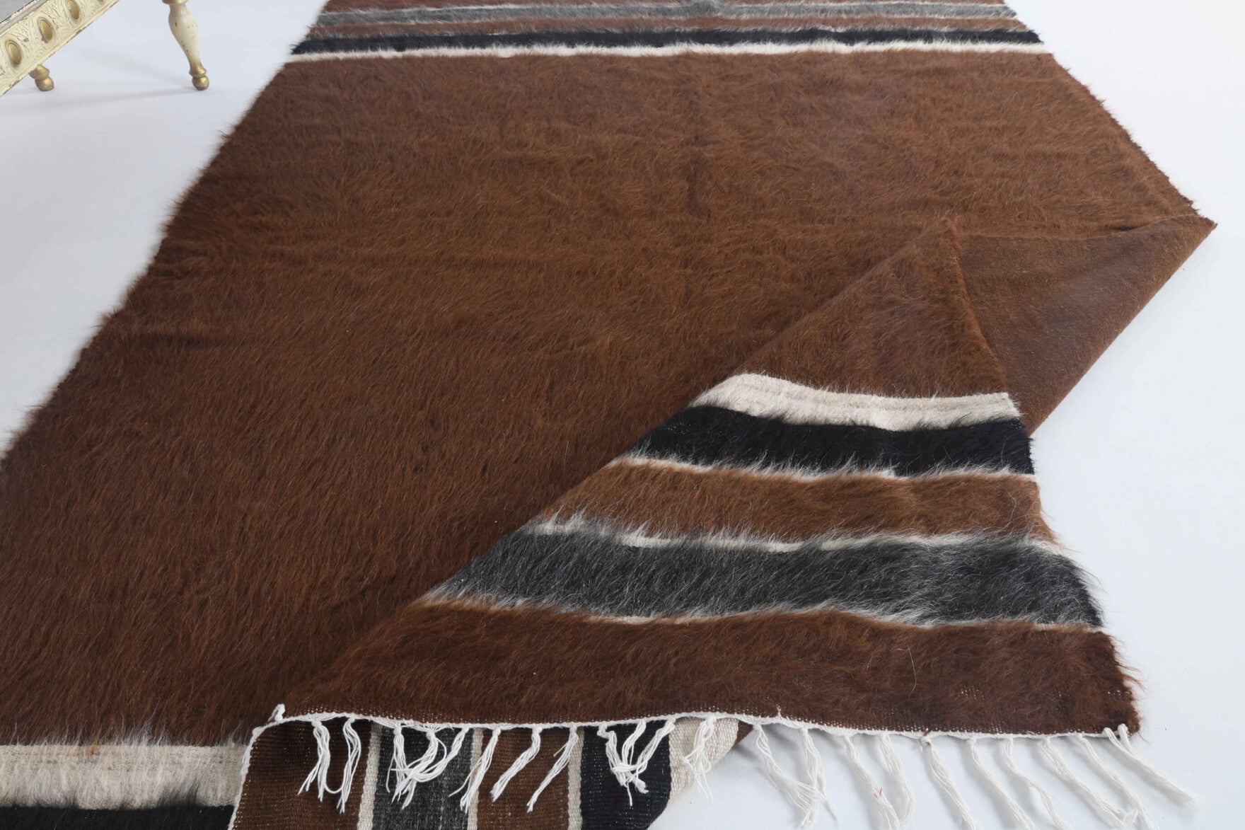 Hand-crafted Anatolian vintage kilim Tubapare in wool, 1960s