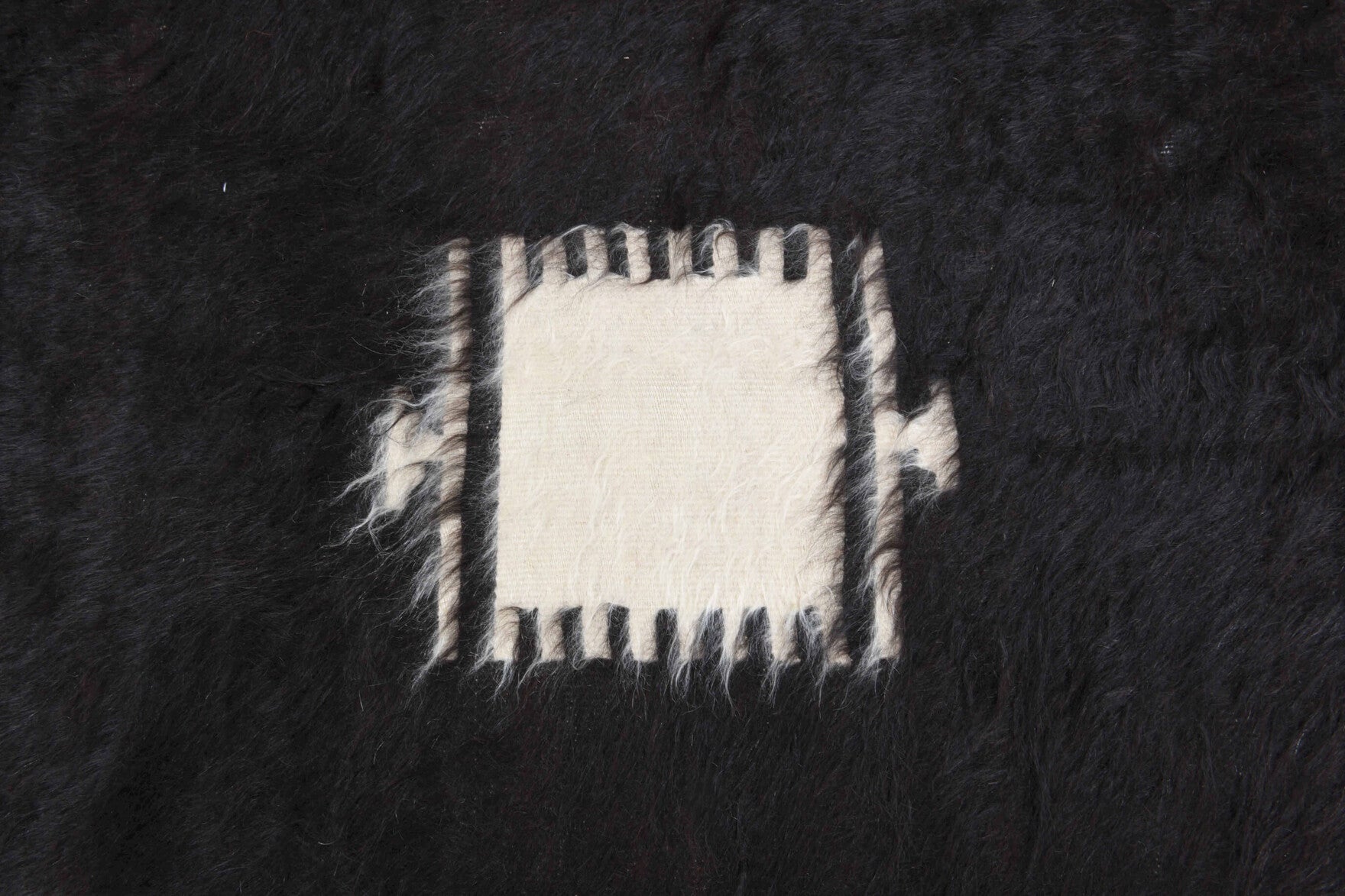 Handwoven flatweave wool kilim from Anatolia, Turkey – Handmade Vintage Kilim Rug 4'1" x 5'7"