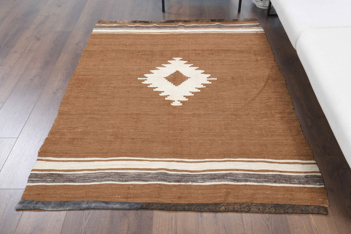 One-of-a-kind 1960s Anatolian vintage kilim rug in wool, 4'7" x 6'1"