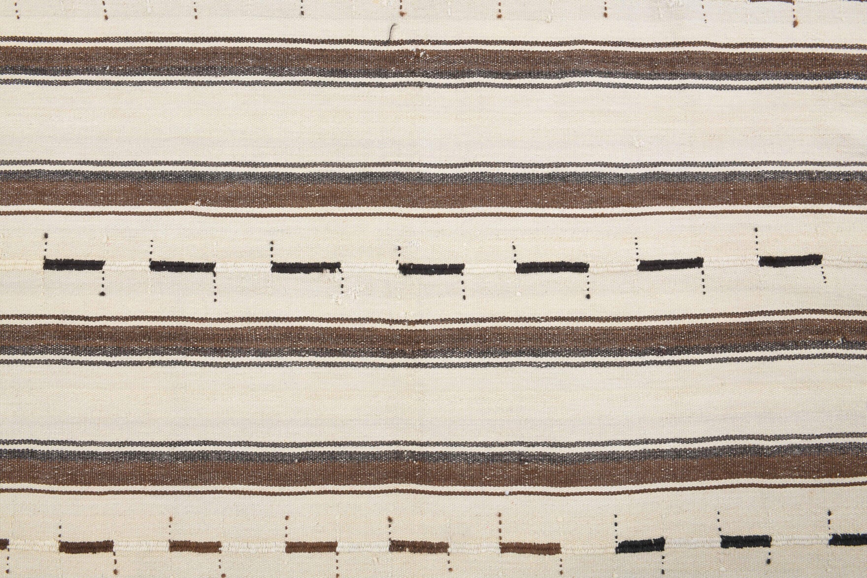 Tarabter kilim: 1960s handwoven flatweave Anatolian kilim with striped motifs