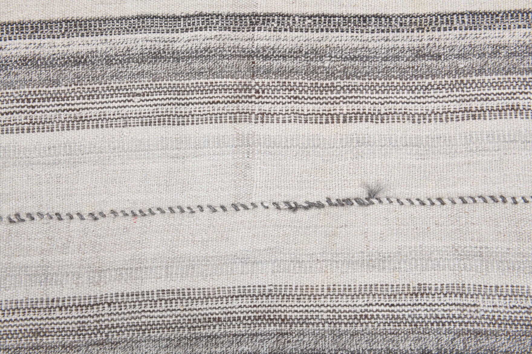 Handwoven flatweave wool kilim from Anatolia, Turkey – Handmade Vintage Flatweave Rug 4'11" x 7'10"