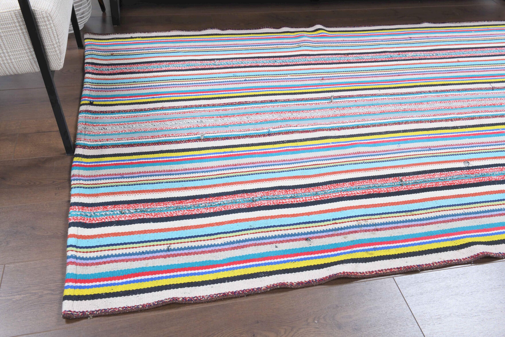 Sultangul – vintage ikat kilim for living room or bedroom, 4'4" x 7'10" (133x240 cm)