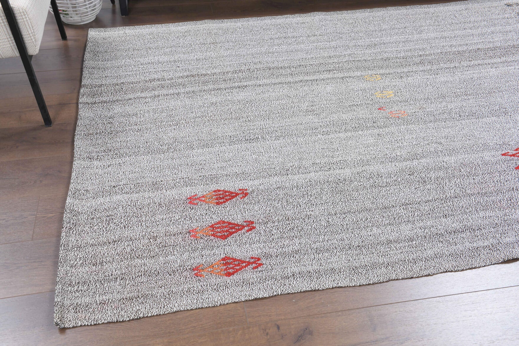 Hand-crafted Anatolian vintage kilim Sulegonca in wool, 1960s
