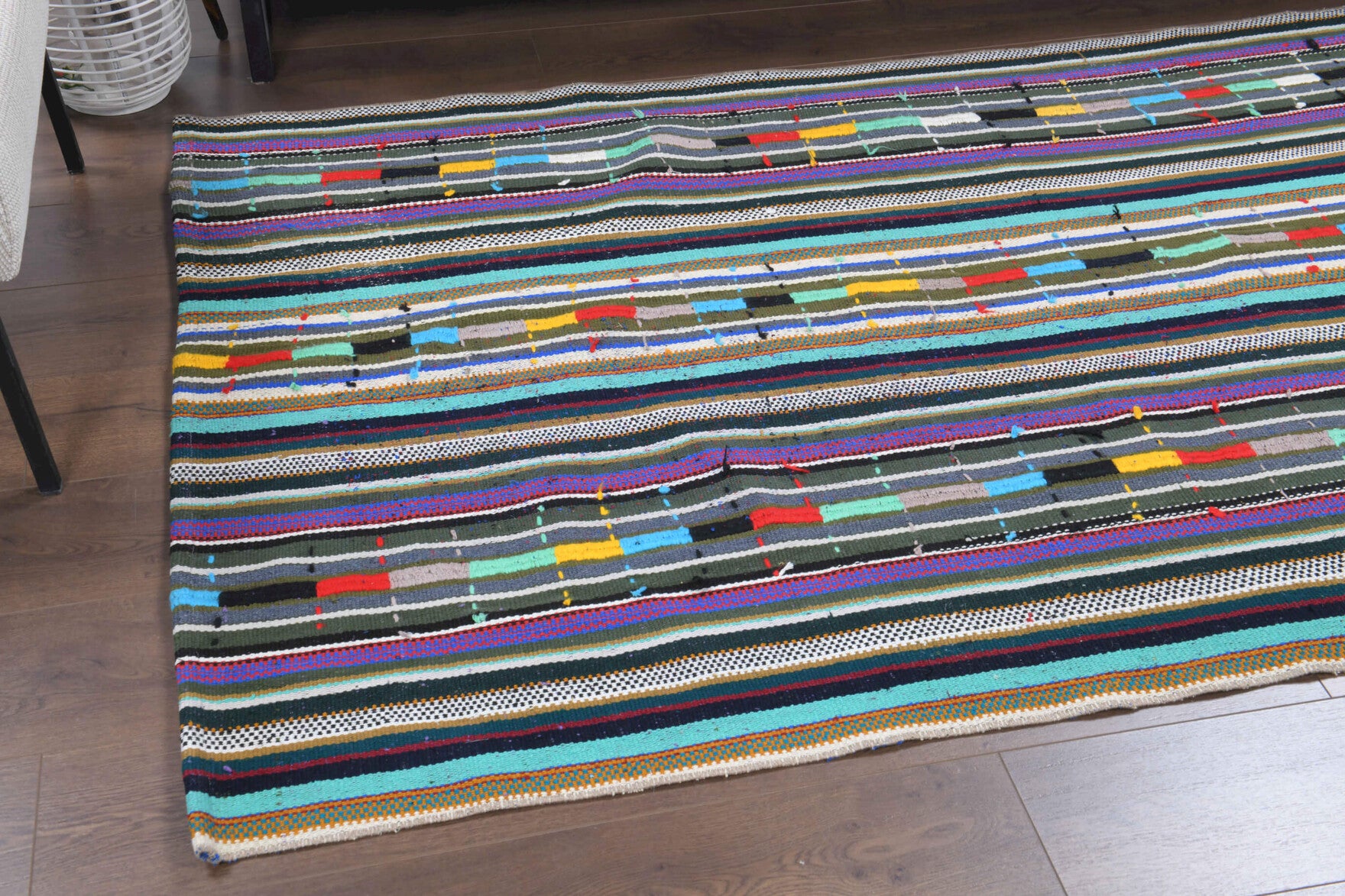 Handwoven flatweave wool kilim from Anatolia, Turkey – Handmade Vintage Kilim Rug 4'4" x 7'3"