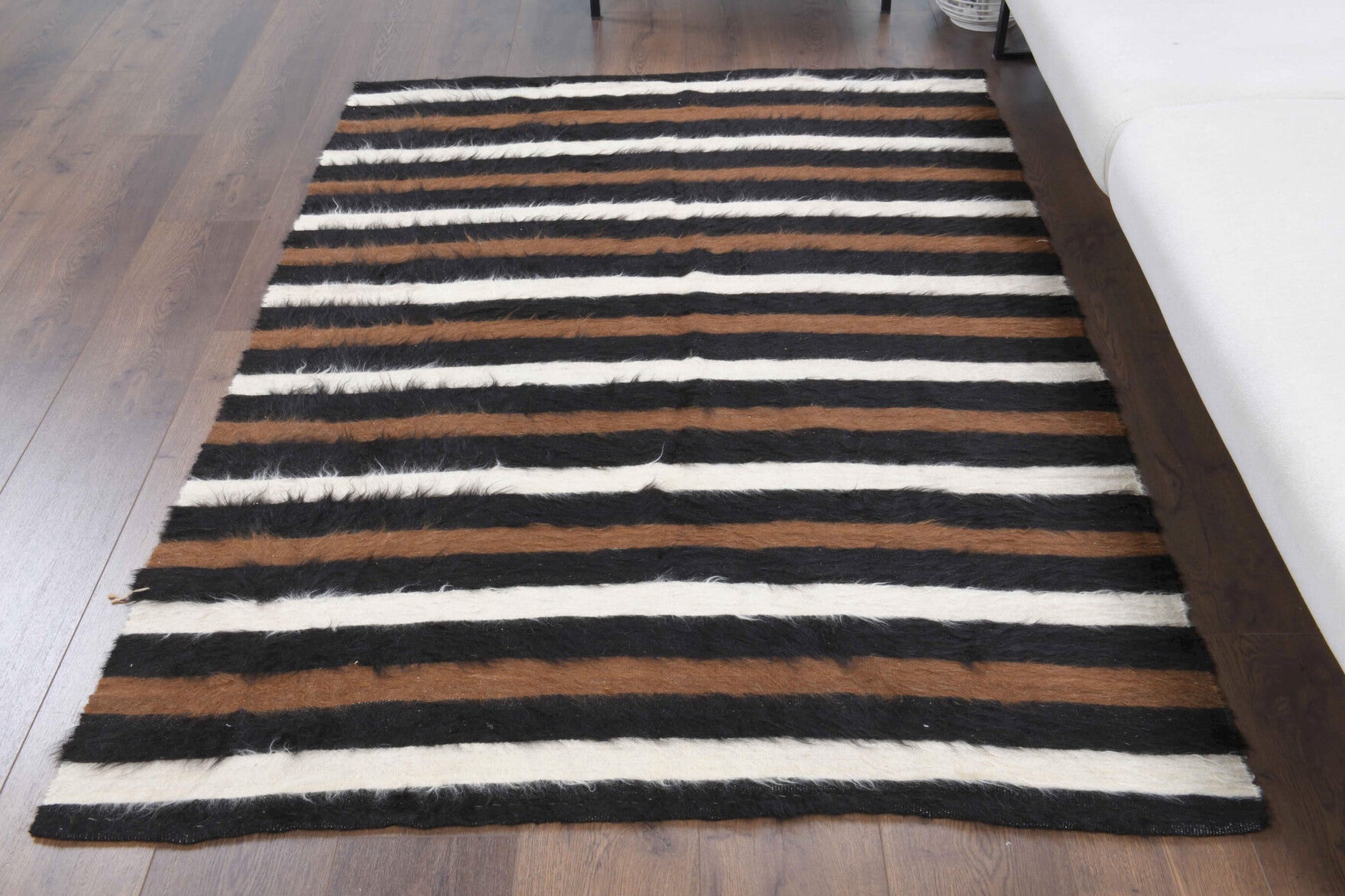 One-of-a-kind 1960s Anatolian vintage kilim rug in wool, 4'3" x 5'11"