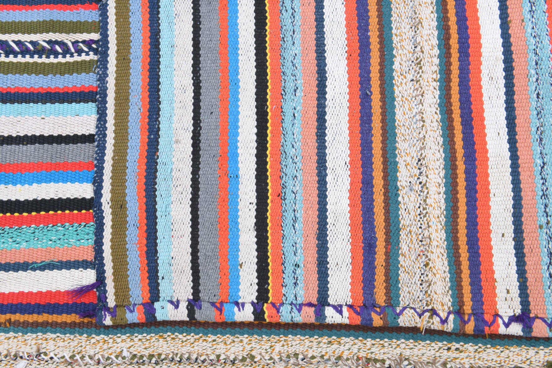 Smaragdomira – vintage striped kilim for living room or bedroom, 5'1" x 7'9" (155x236 cm)