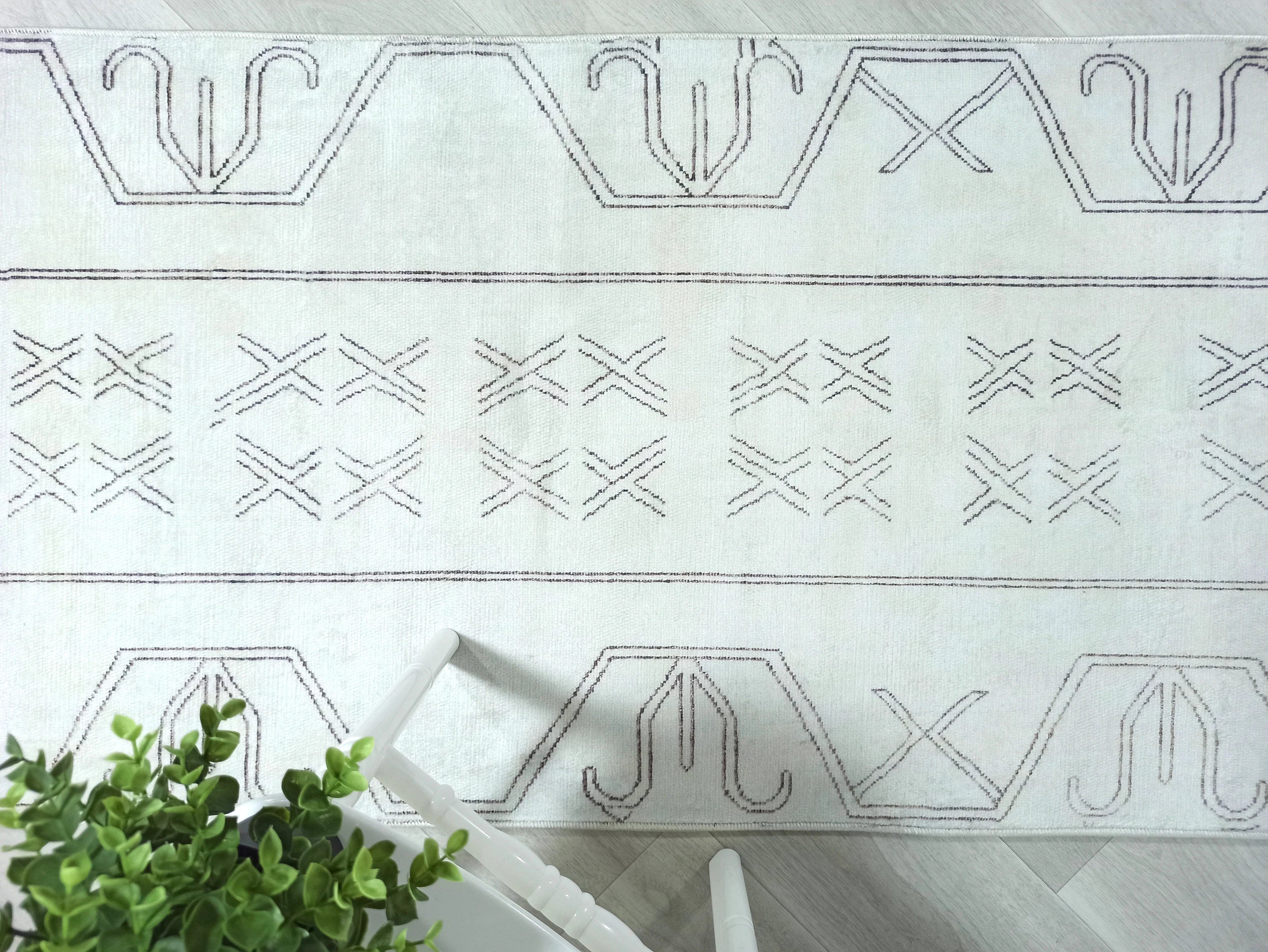 Flinda Neutral Cream Turkish Rug