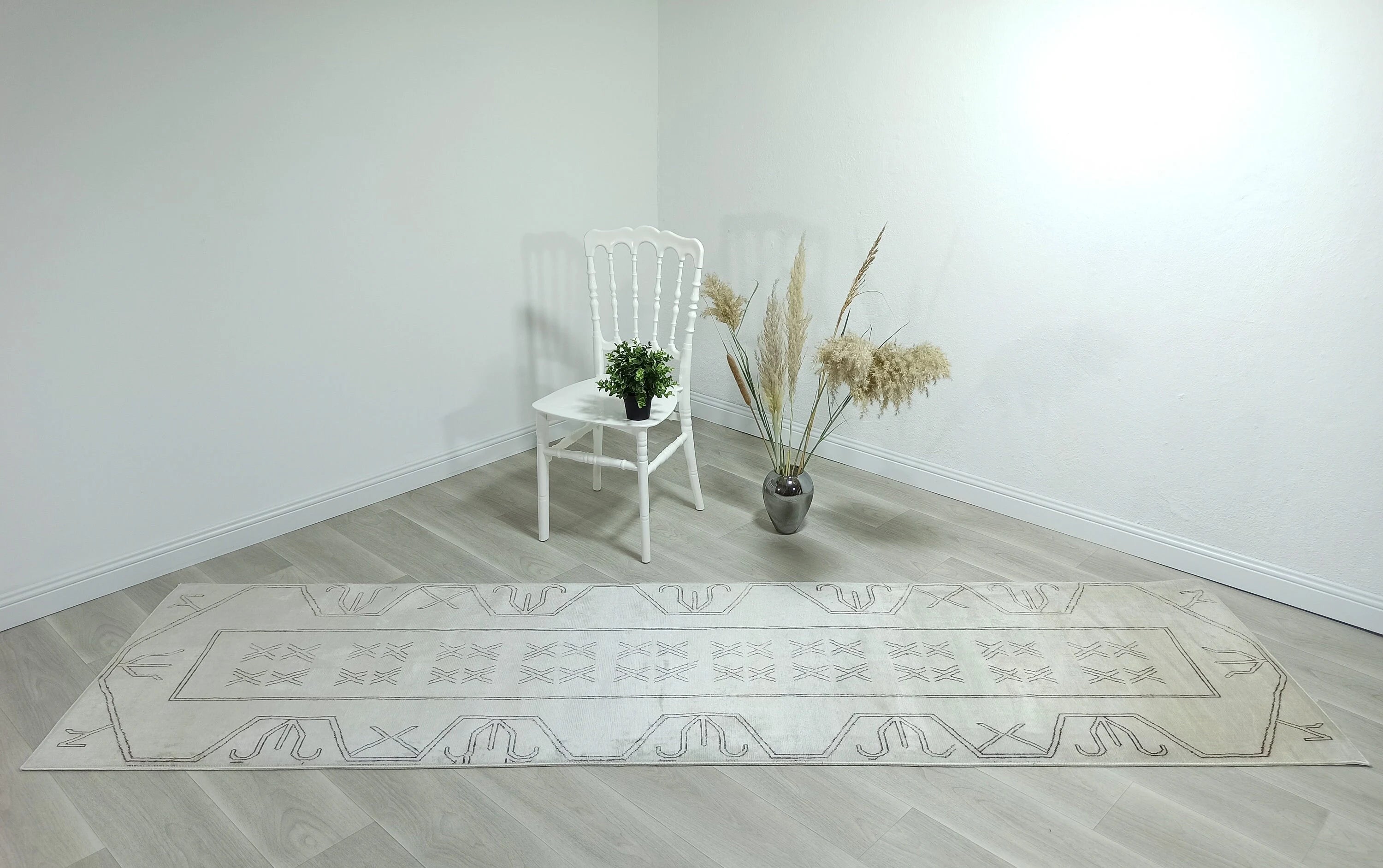 Flinda Neutral Cream Turkish Rug