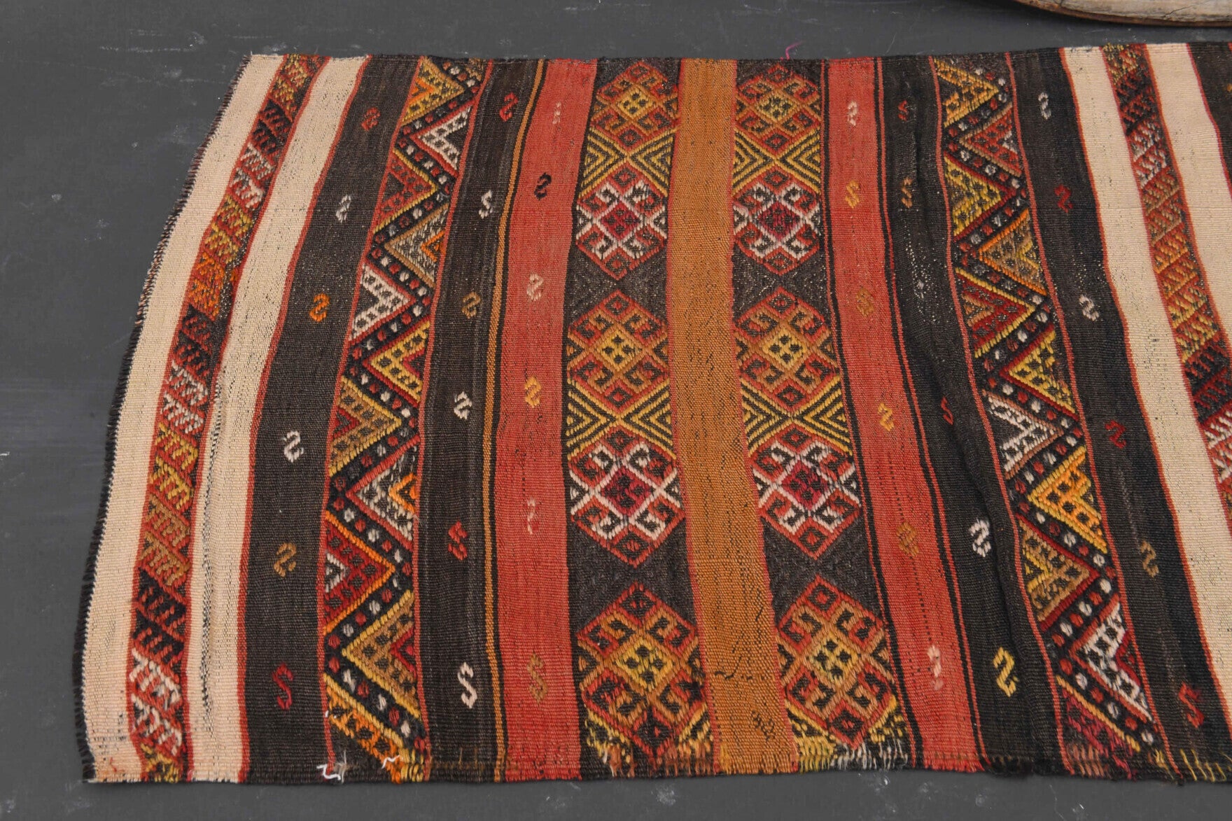 One-of-a-kind 1970s Anatolian vintage kilim rug in wool, 2'5" x 6'9"