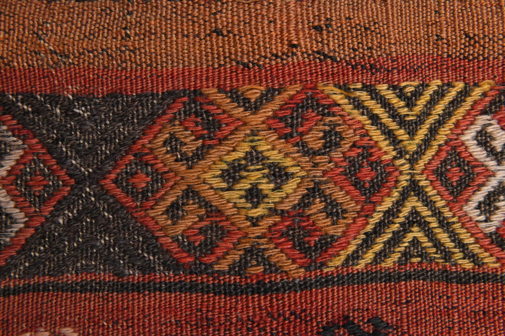 Authentic Anatolian vintage kilim rug (1970s) with ikat design – one-of-a-kind at Fame Rugs
