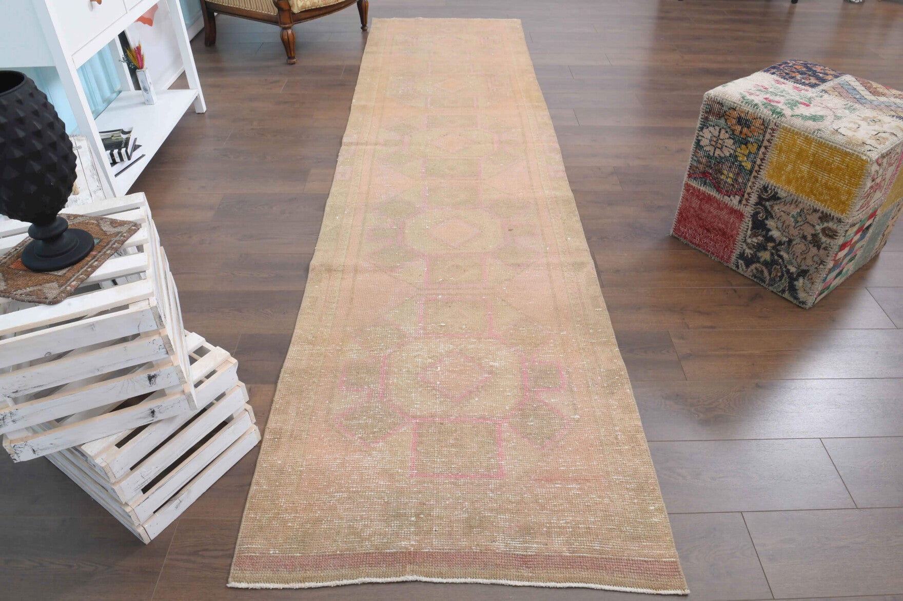 Vintage Runner - Powder Colored