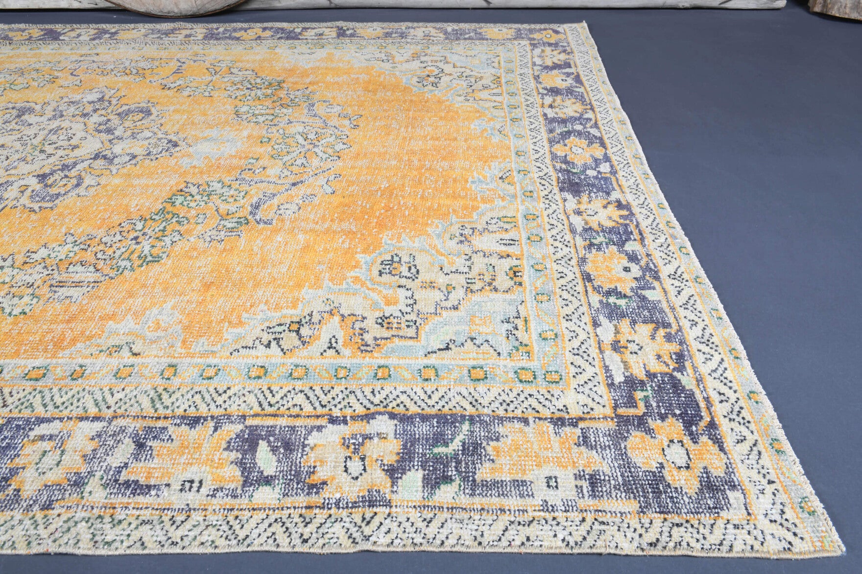 Berildeniz rug: 1970s handmade Anatolian rug with oriental motifs and cotton backing