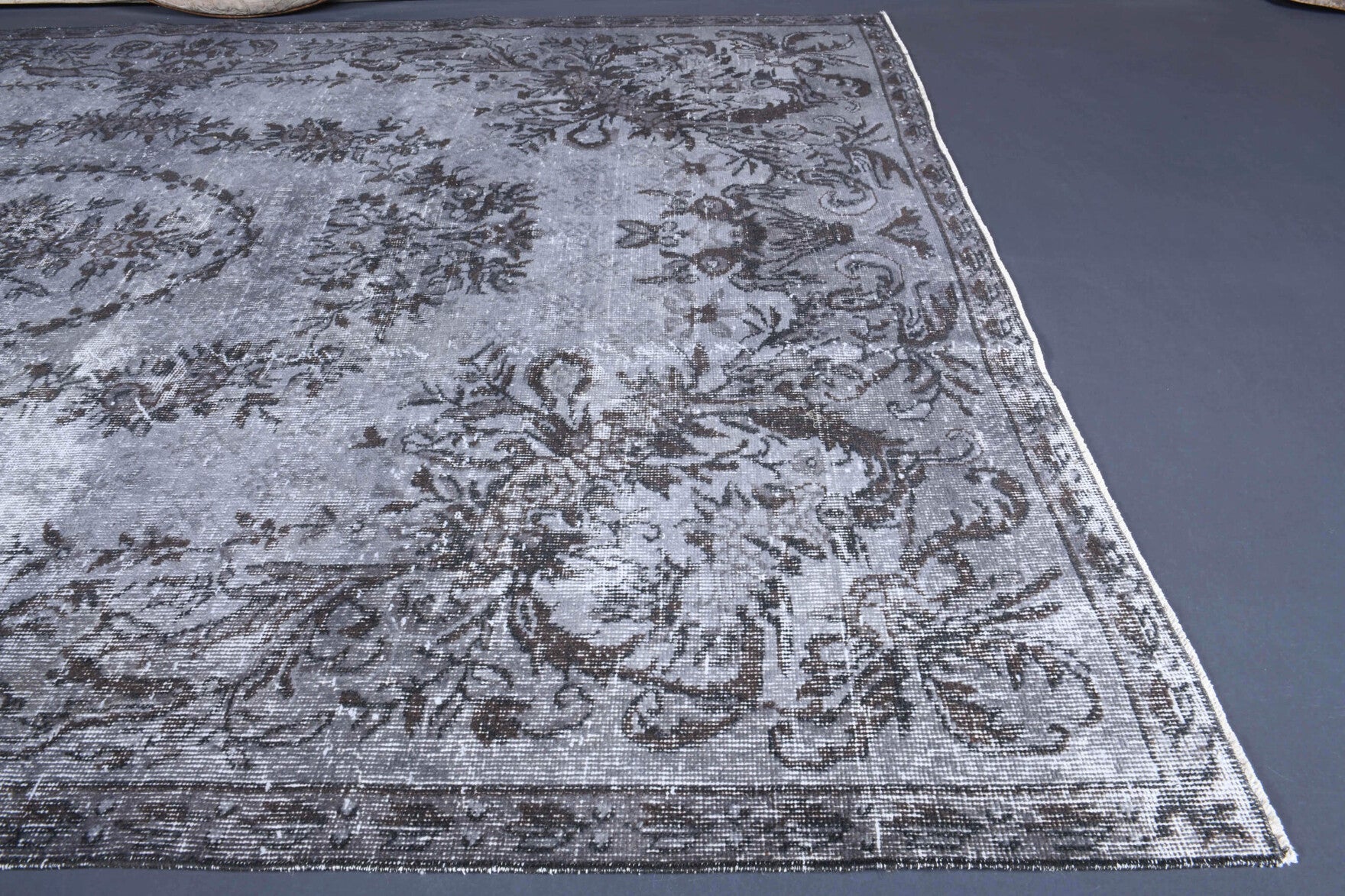 200x303 cm vintage Anatolian area rug – Bengisad, low pile, wool