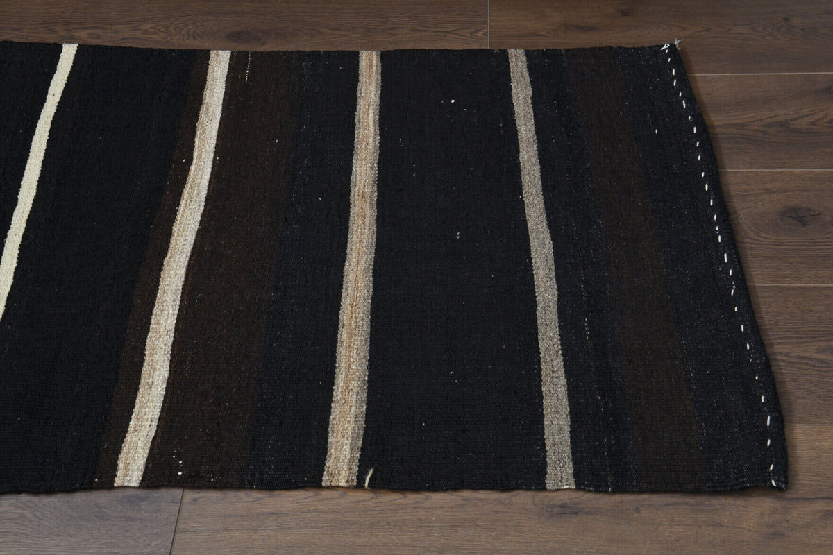 Necmiye – vintage oriental runner for living room or hallway, 2'5" x 7'8" (73x234 cm)