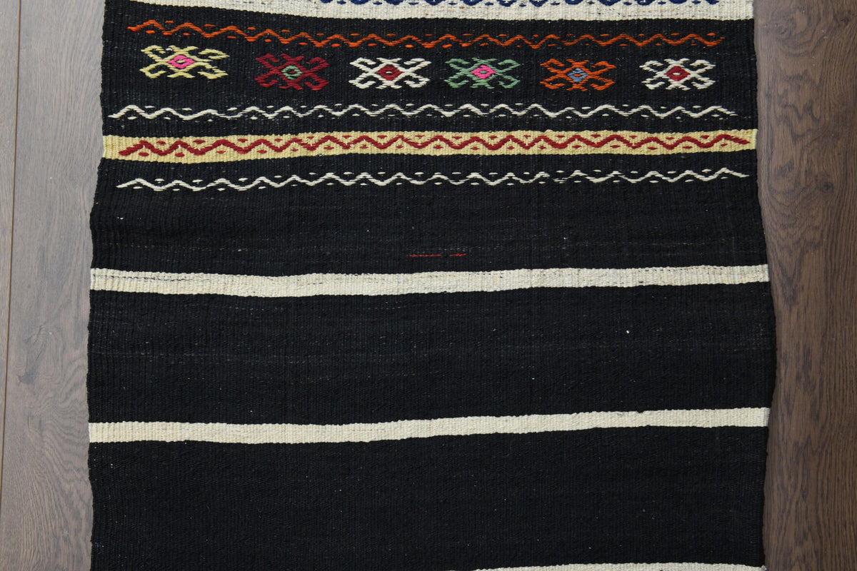 Hand-crafted Anatolian vintage kilim runner Necmiye in wool, 1960s