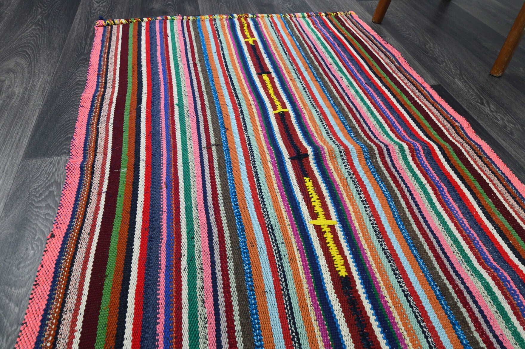 Kadifeumut kilim: 1960s handwoven flatweave Anatolian kilim with striped motifs